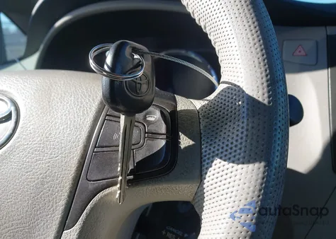 2011 Toyota Sienna Xle V6 from USA, damaged, VIN 5TDYK3DC3BS131393